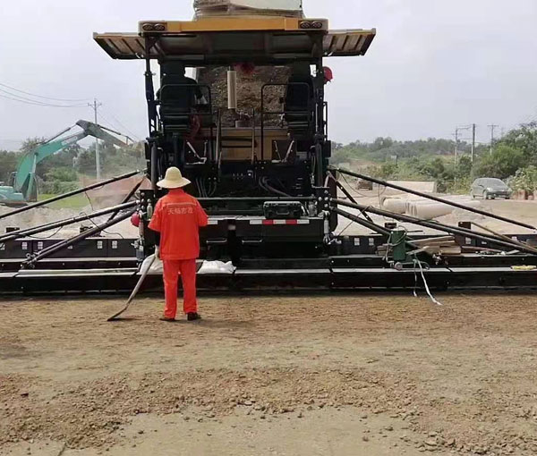 御風短軸中頂房車